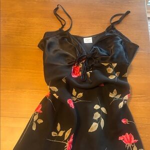 Gilligan & O'Malley Black Night Gown Vintage Roses